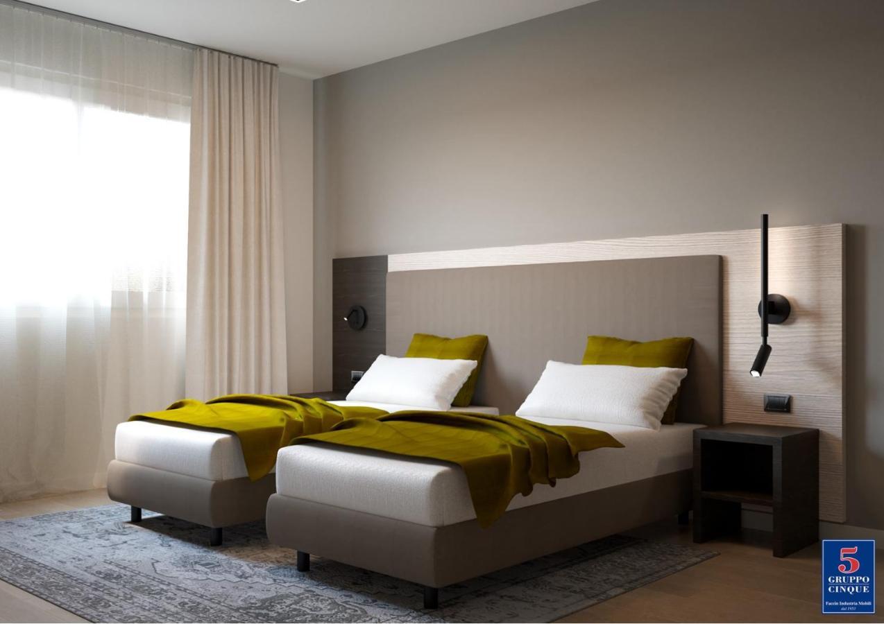 Threeland Hotel Petange Bagian luar foto