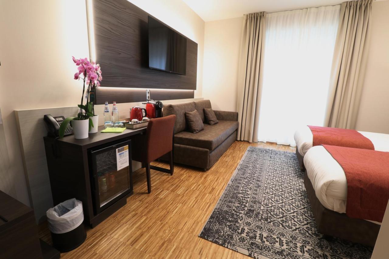 Threeland Hotel Petange Bagian luar foto
