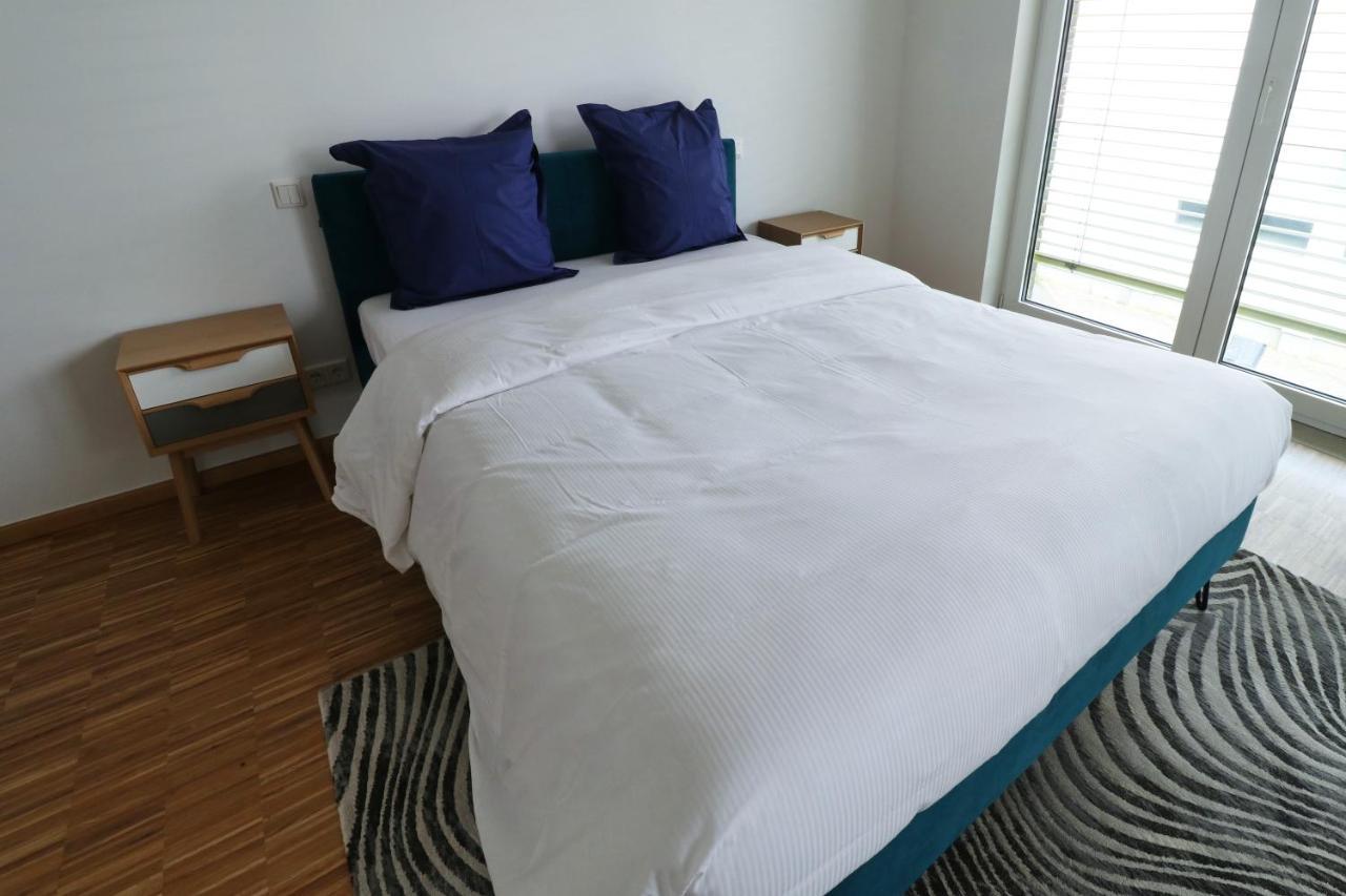 Threeland Hotel Petange Bagian luar foto