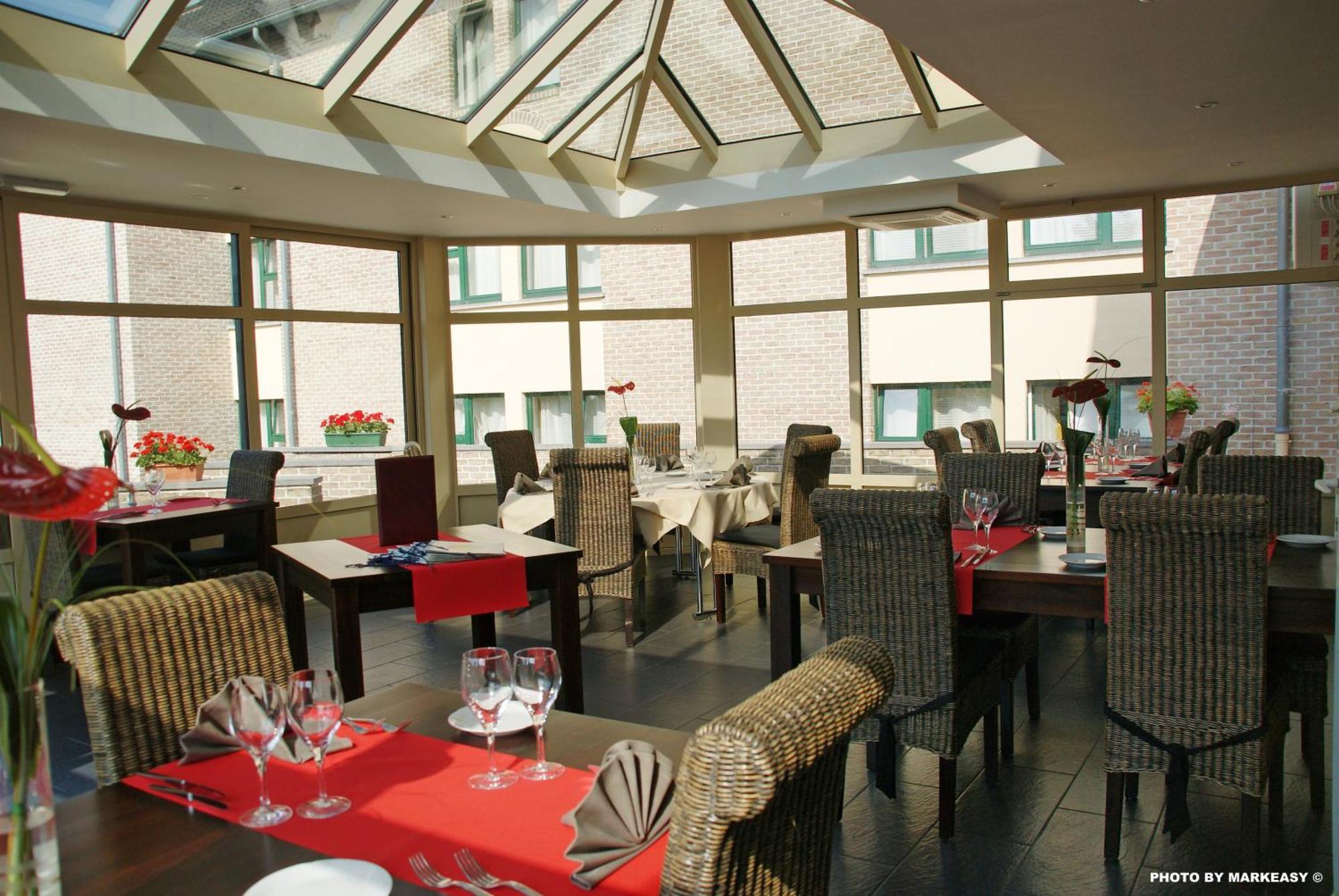 Threeland Hotel Petange Bagian luar foto